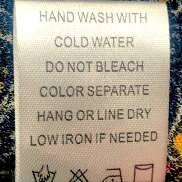 Charlotte Russe navy blue pattern cut lace detail v neck long sleeve top S - Picture 6 of 9